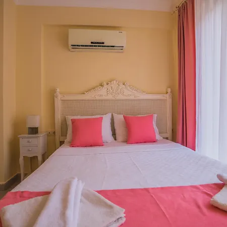 Sunset Club Aqualettings Mermaid 33